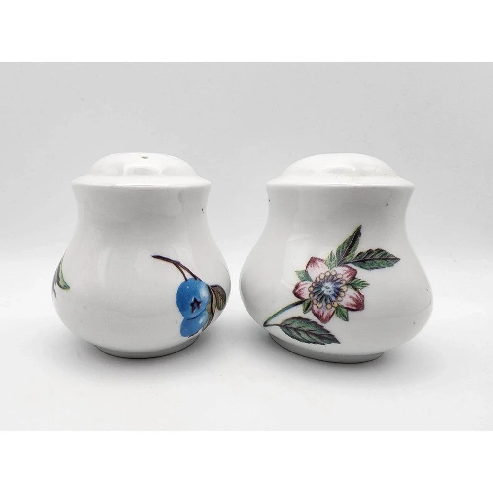 Vintage Ceramic Salt And Pepper Shakers Hand Painted Blueberries Blooms China